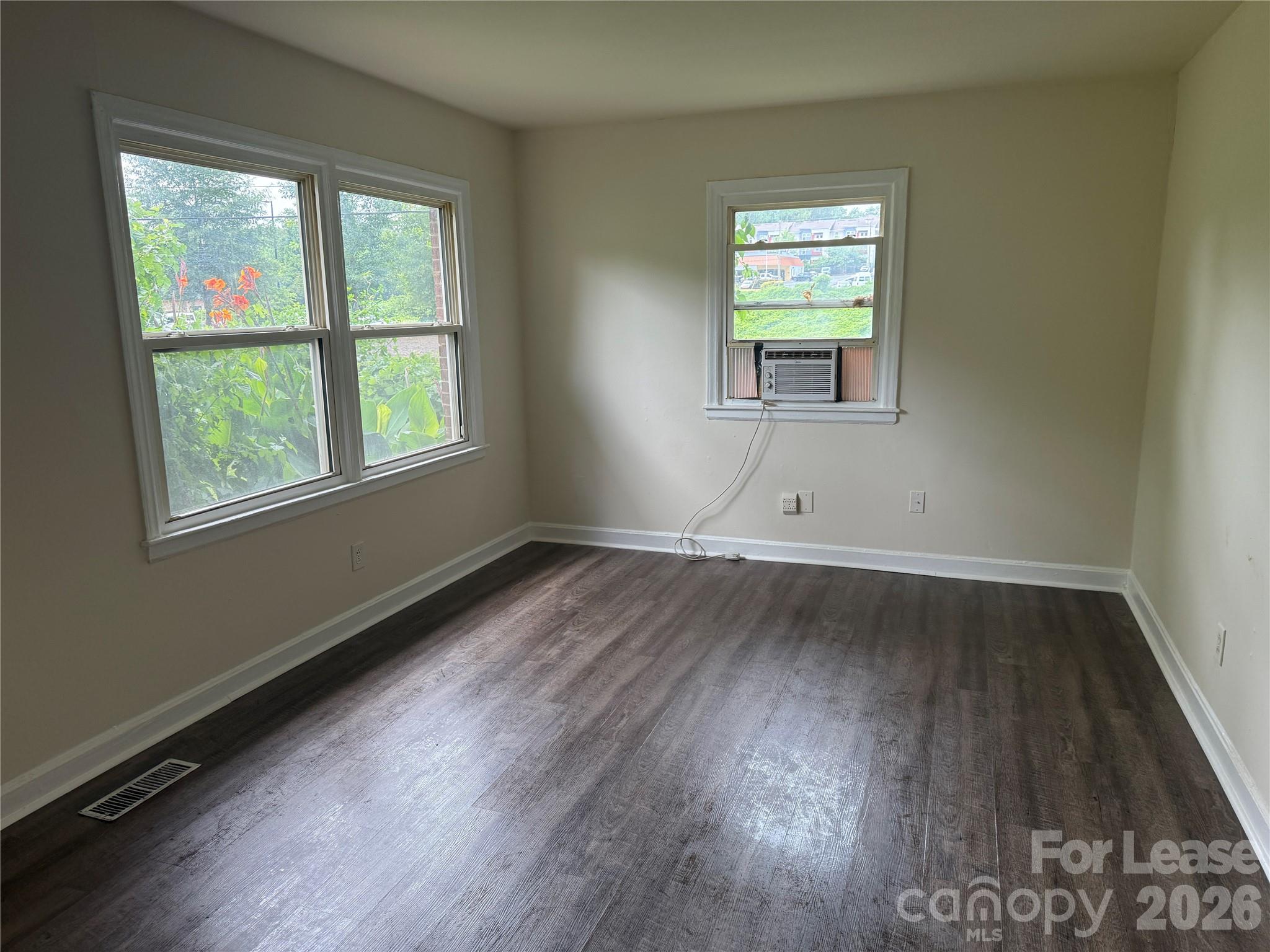 1520 Effingham Road, Charlotte, NC. property listing photo