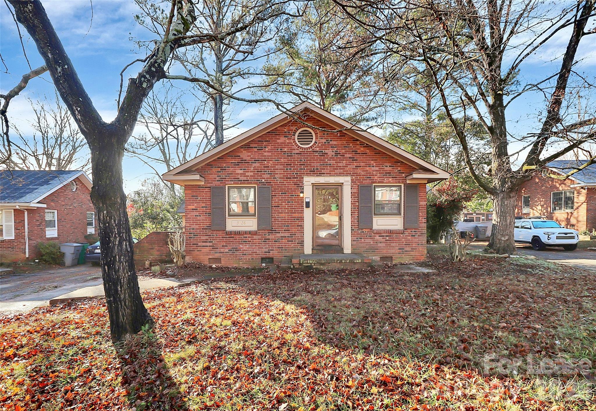 3728 Dresden Drive E, Charlotte, NC. property listing photo
