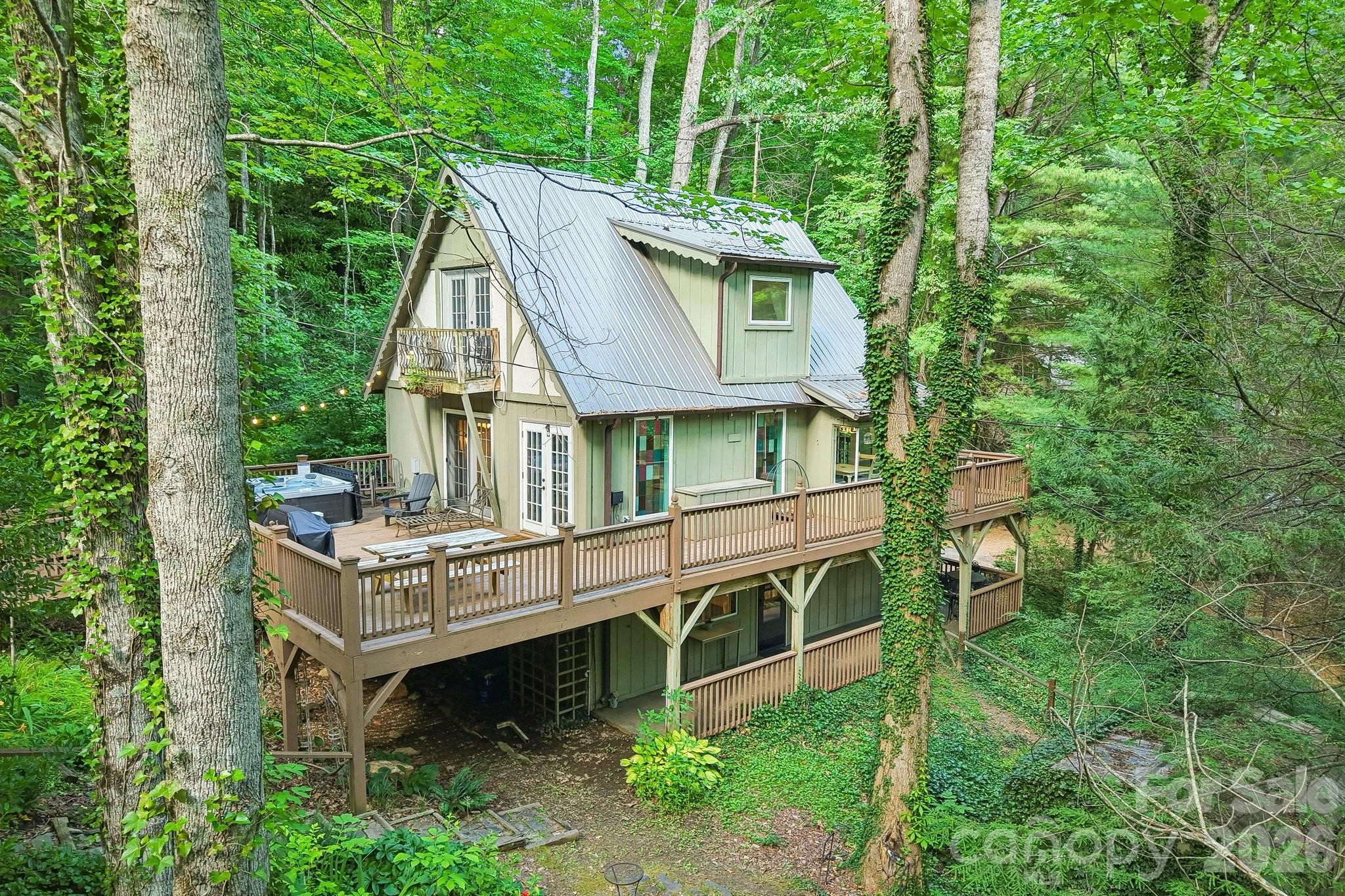 21 Christy Lane, Maggie Valley, NC. property listing photo