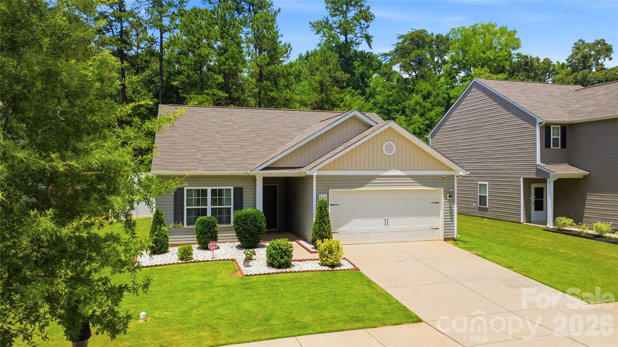 5221 Upton Place, Charlotte, NC. property listing photo