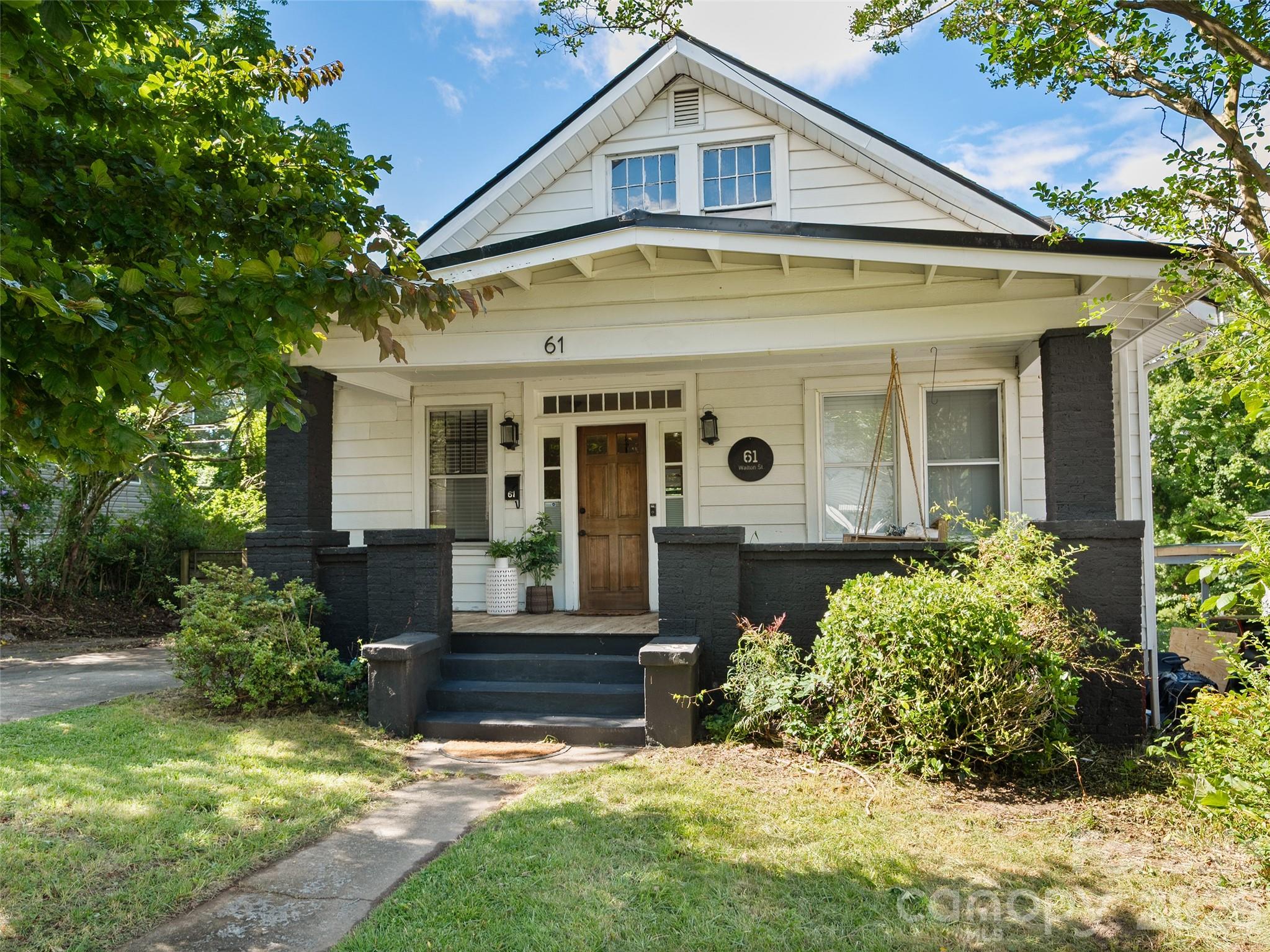 61 Walton Street, Asheville, NC. property listing photo