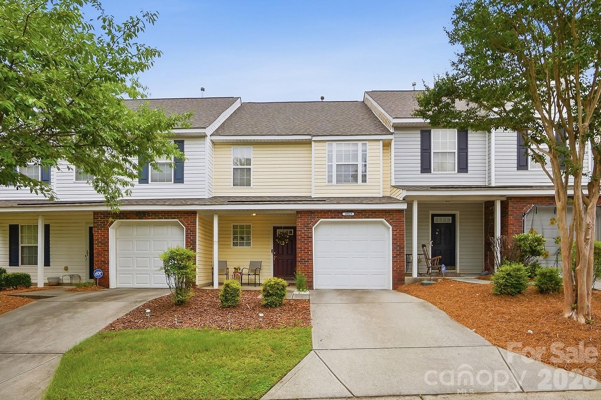 10618 Pointed Leaf Court, Charlotte, NC. property listing photo