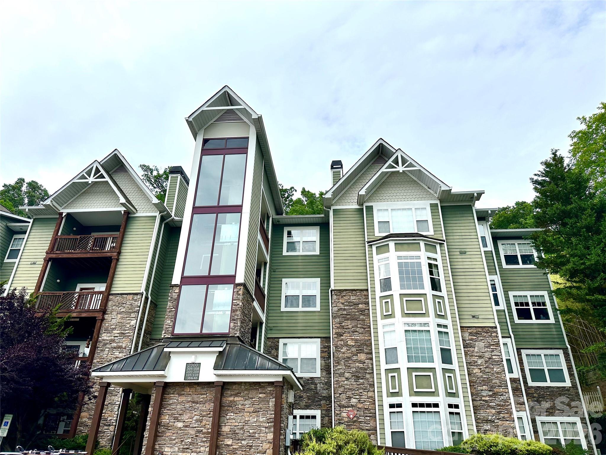 2000 Olde Eastwood Village Boulevard Apt 305, Asheville, NC. property listing photo