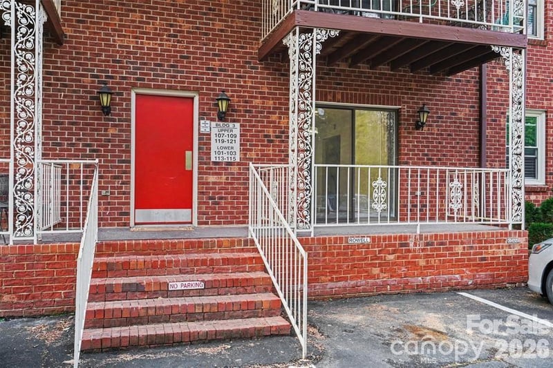 103 Carriage House Drive, Kannapolis, NC - 3 beds, 3 baths, 1,907 sqft - $250,000