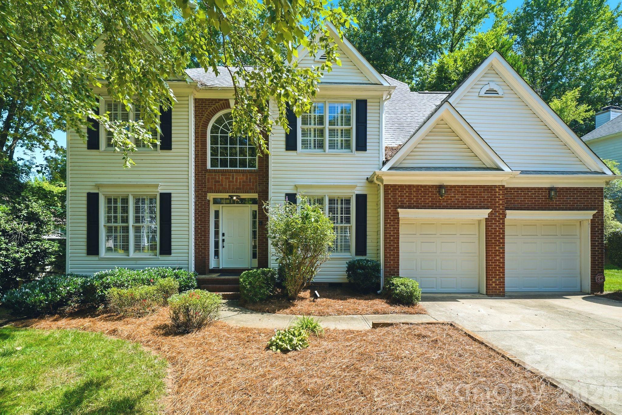 7711 Abbotsinch Court, Charlotte, NC. property listing photo