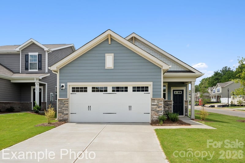 3123 29th Avenue NE, Hickory, NC - 3 beds, 2 baths, 1,327 sqft - $305,385