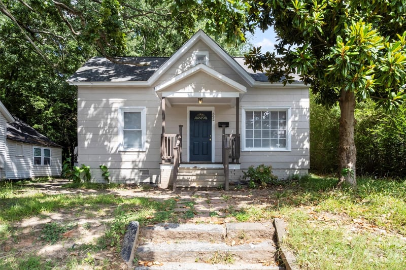 322 Willow Street, Gastonia, NC - 3 beds, 1 bath, 1,029 sqft - $195,000