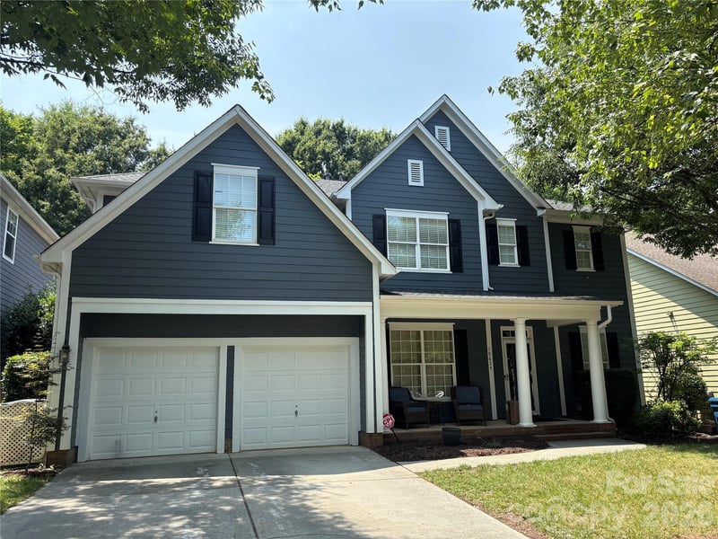 18625 The Commons Boulevard, Cornelius, NC - 4 beds, 2.5 baths, 2,538 sqft - $615,000