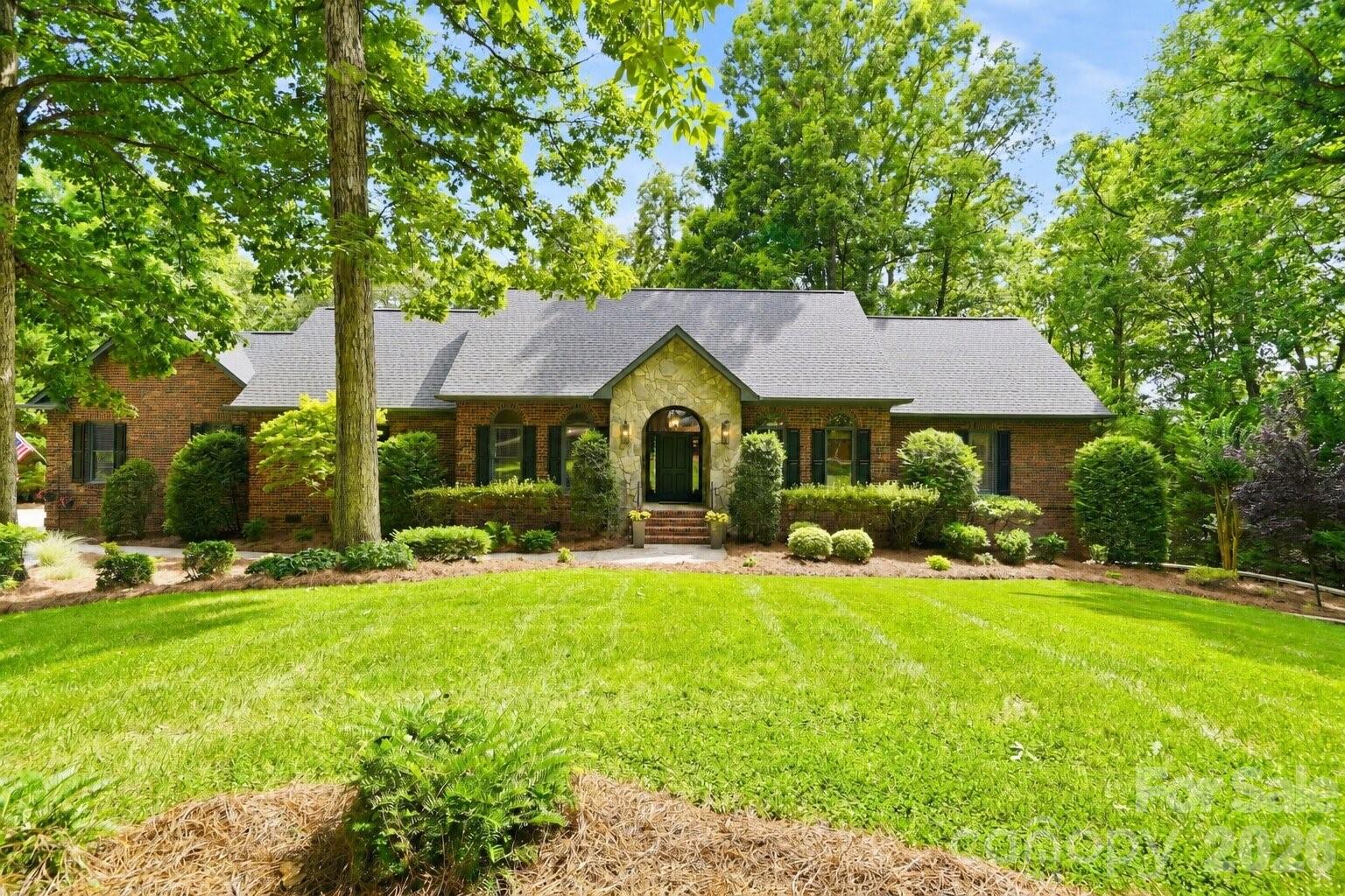 15026 Crooked Branch Lane, Charlotte, NC. property listing photo