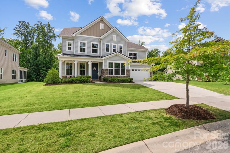 10397 Paper Birch Drive, Charlotte, NC - 4 beds, 3.5 baths, 3,362 sqft - $724,900
