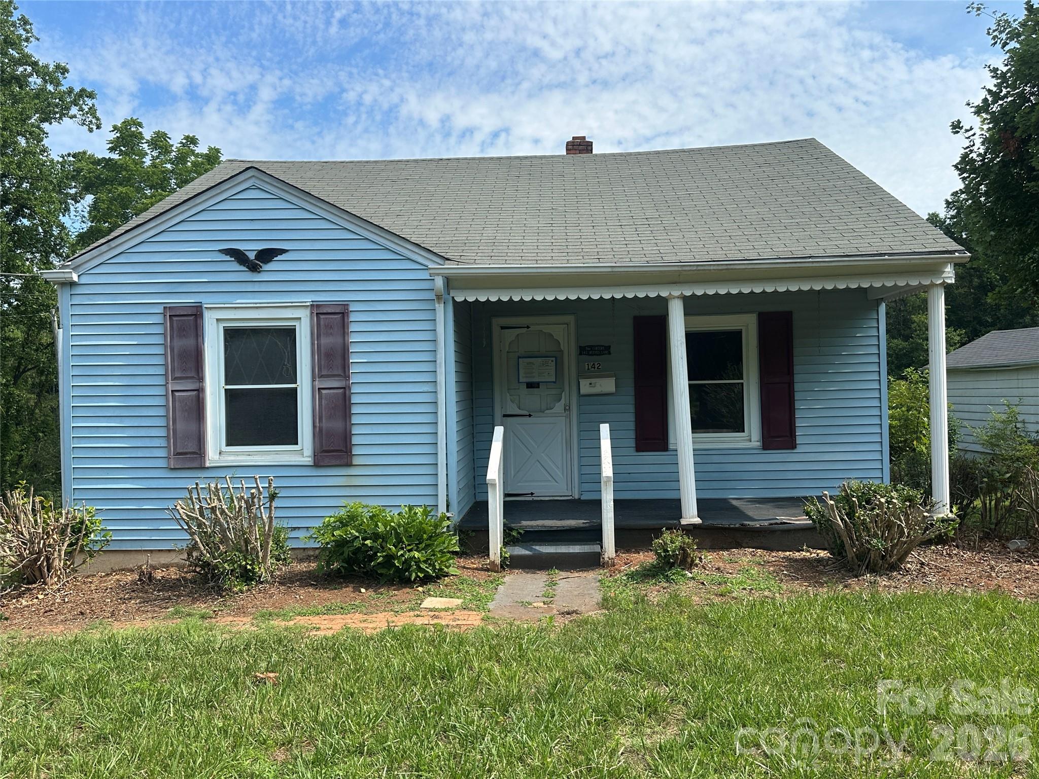 142 Reeves Lane, Elkin, NC. property listing photo