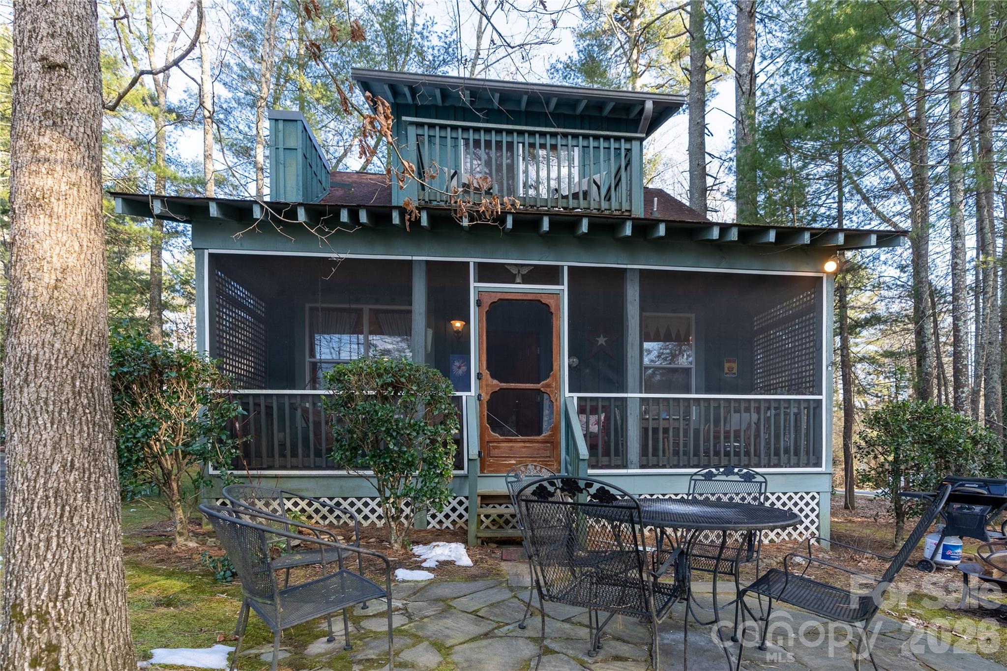46 Rhett Drive, Flat Rock, NC. property listing photo