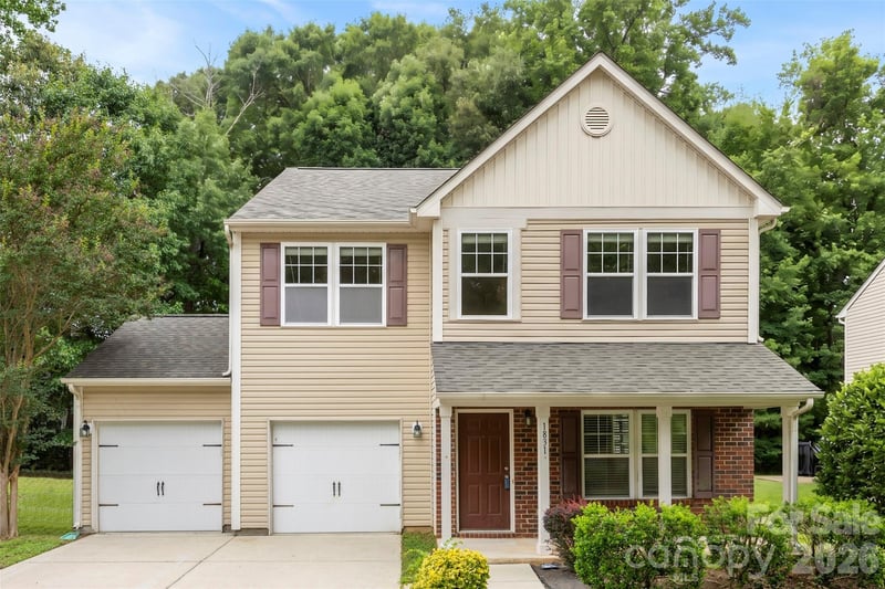 1831 Yaupon Road, Charlotte, NC - 3 beds, 2.5 baths, 2,321 sqft - $375,000