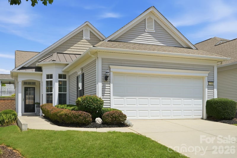 17510 Hawks View Drive, Fort Mill, SC - 3 beds, 2 baths, 1,441 sqft - $350,000