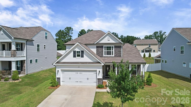 2361 Windley Drive, Gastonia, NC - 4 beds, 3.5 baths, 2,550 sqft - $445,000