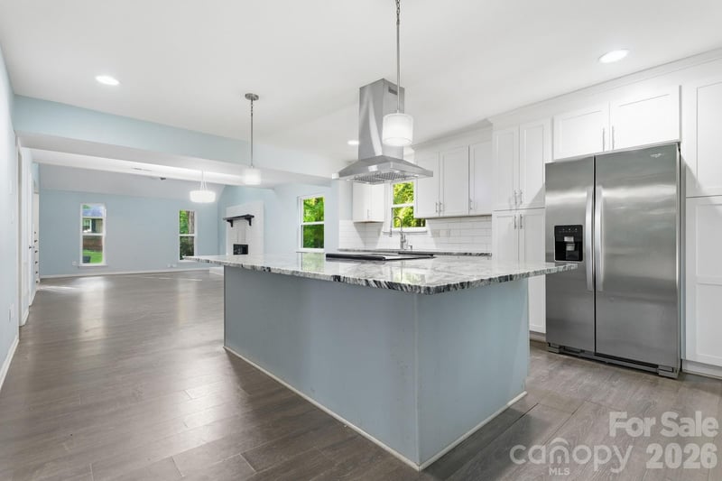 7401 Park Vista Circle, Charlotte, NC - 3 beds, 2.5 baths, 1,747 sqft - $400,000