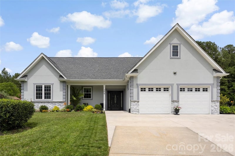 400 Charles Pettus Road, Lancaster, SC - 3 beds, 3.5 baths, 1,638 sqft - $525,000