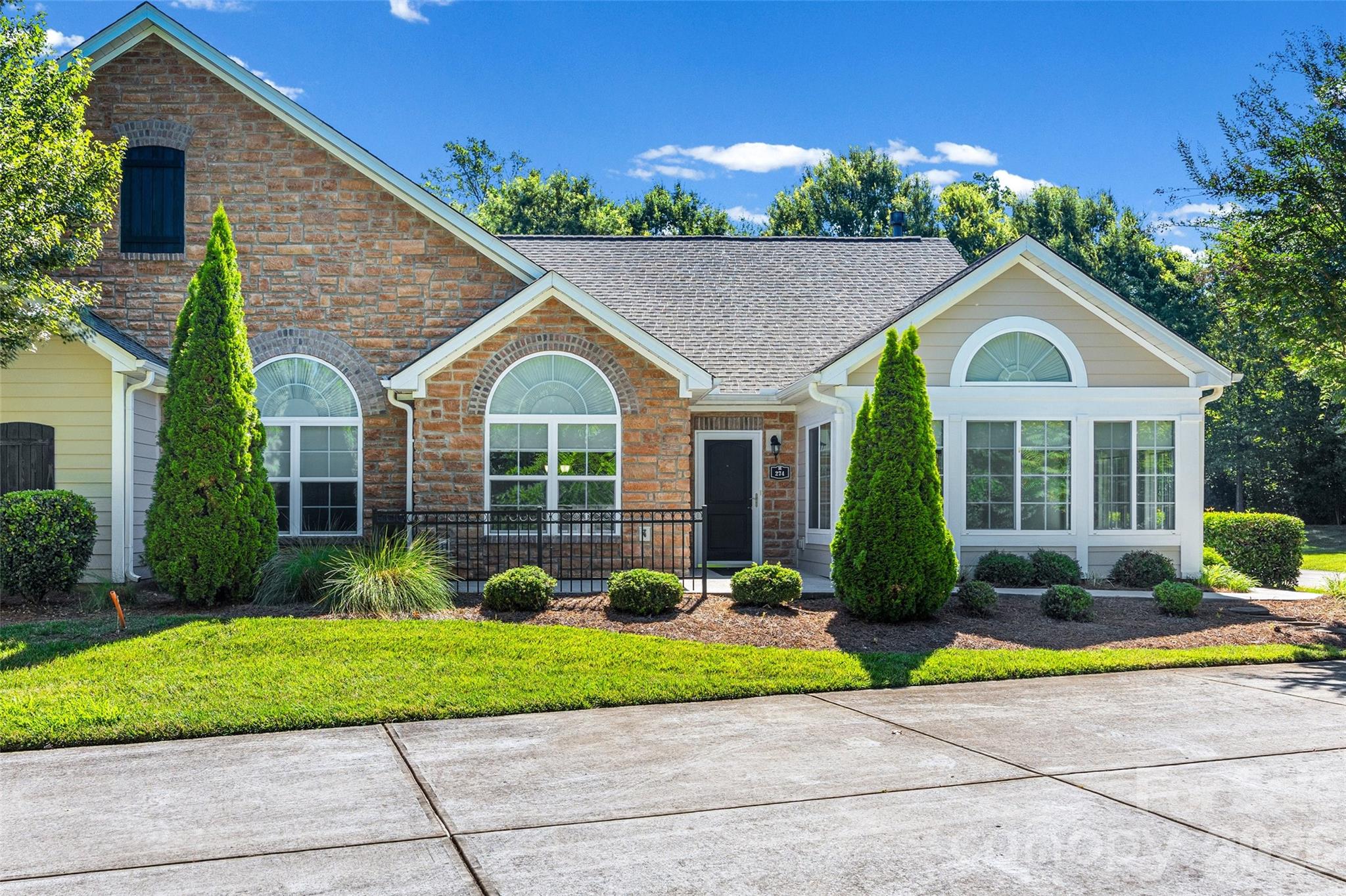 274 Lone Oak Circle, Rock Hill, SC. property listing photo