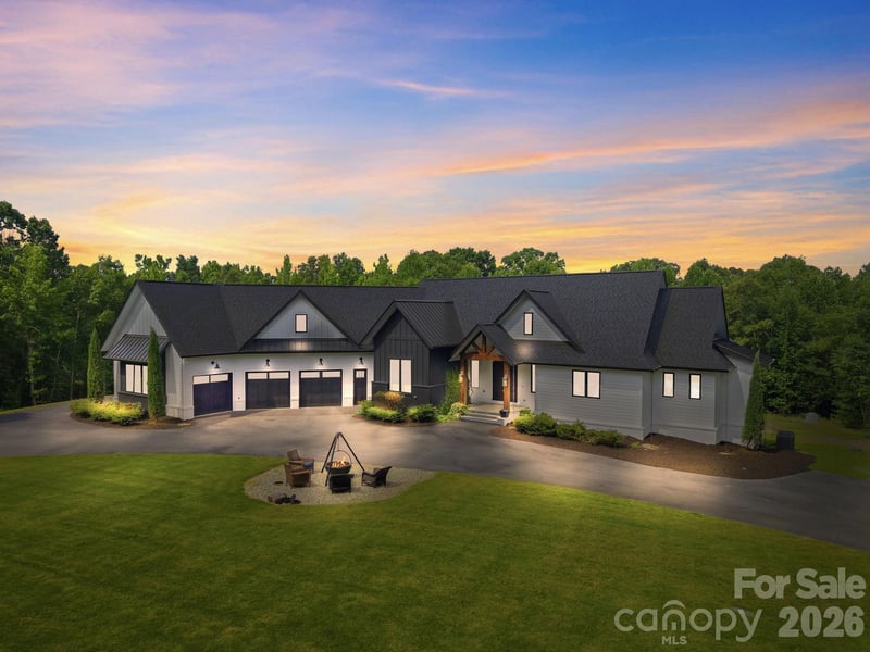 6207 Victory Pass Lane, Waxhaw, NC - 6 beds, 5.5 baths, 5,005 sqft - $1,800,000