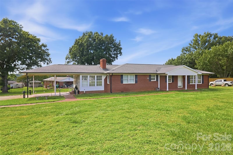 477 Costner School Road, Bessemer City, NC - 3 beds, 2 baths, 1,974 sqft - $339,900