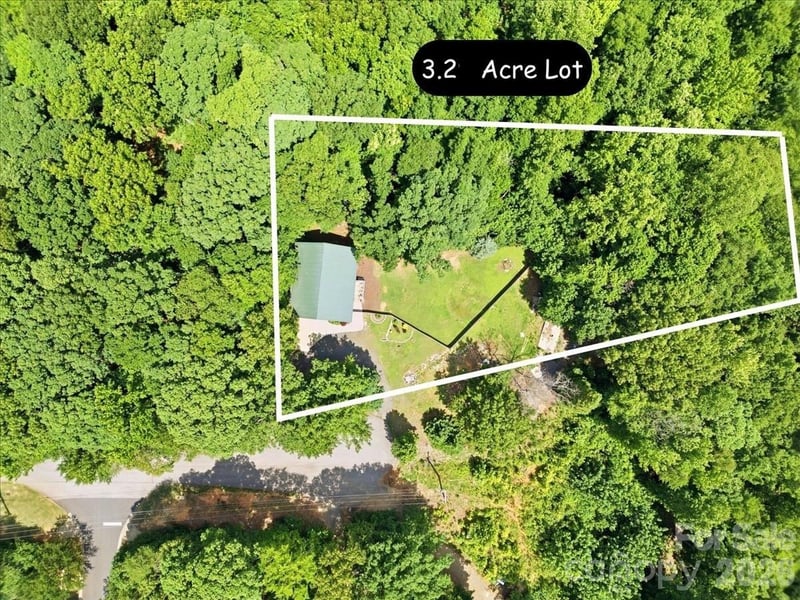 1500 Pine Bluff Court, Fort Mill, SC - 3 beds, 4.5 baths, 3,631 sqft - $775,000