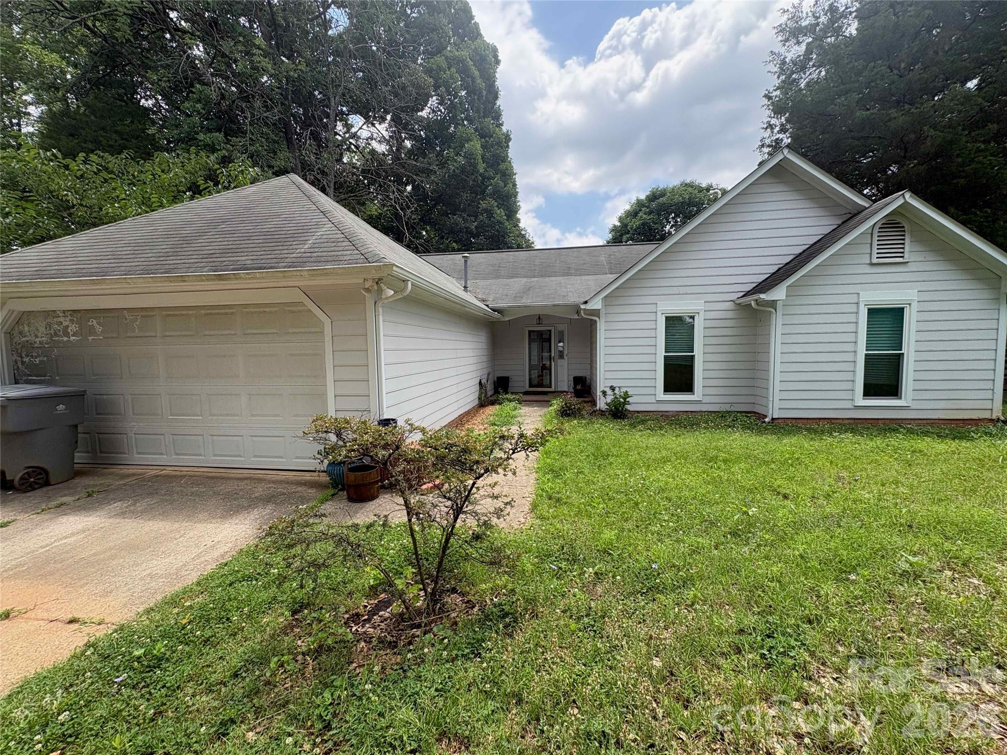 8410 Gidleigh Court, Charlotte, NC. property listing photo