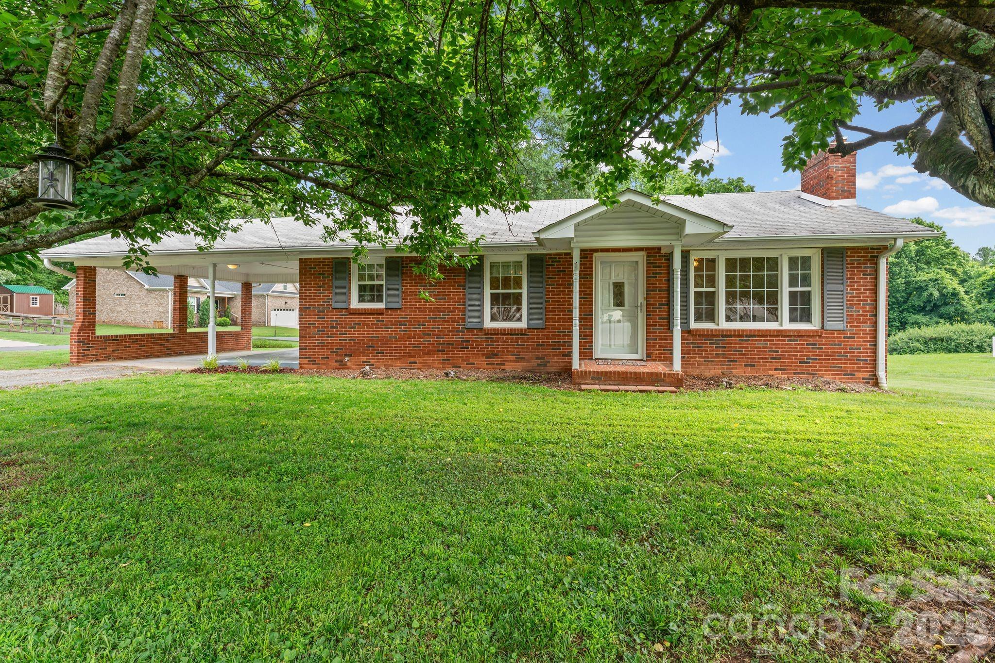 301 Milling Road, Mocksville, NC. property listing photo