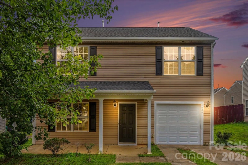 5626 Graypark Drive, Charlotte, NC - 3 beds, 2.5 baths, 1,612 sqft - $300,000