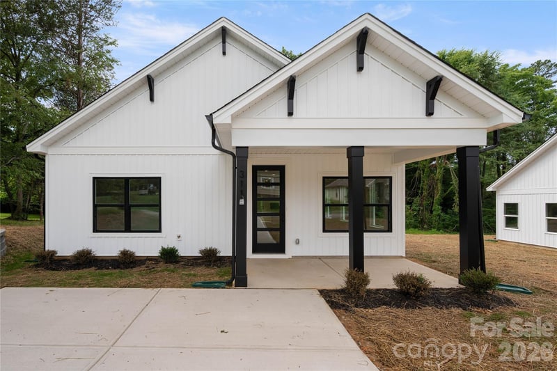 311 W Chestnut Street, Stanley, NC - 3 beds, 2 baths, 1,315 sqft - $330,000