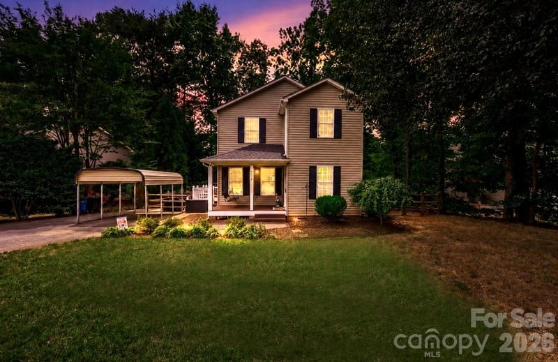 7734 Red Robin Trail, Denver, NC - 3 beds, 1.5 baths, 1,292 sqft - $319,900