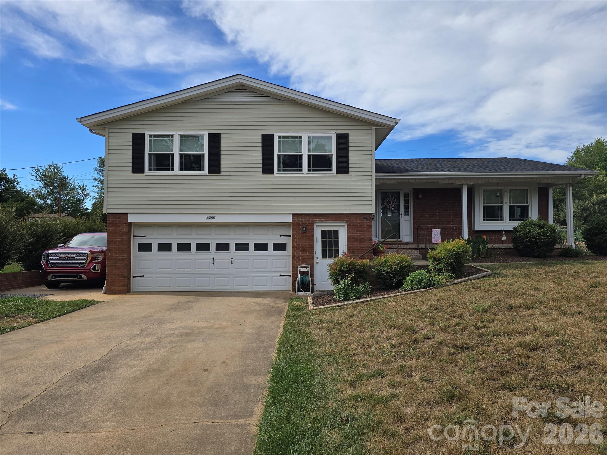 5760 Valley Field Road Apt 3, Hickory, NC. property listing photo