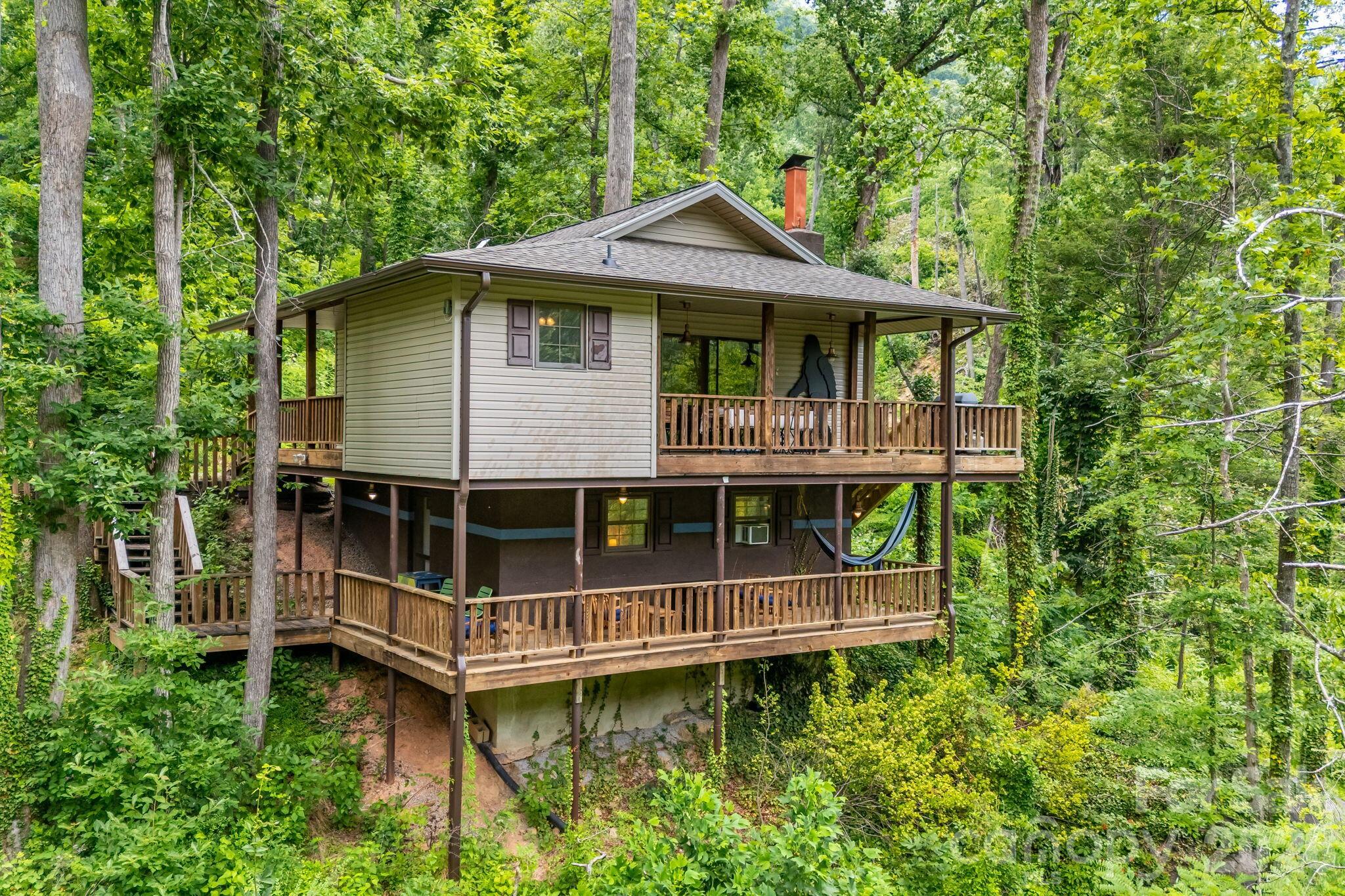 950 Main Street Apt 5, Chimney Rock, NC. property listing photo