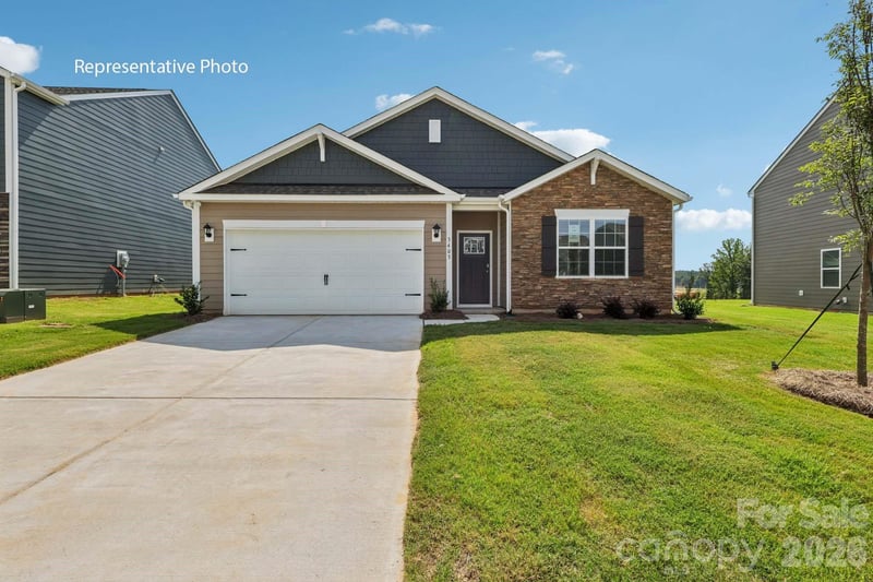 3618 Honey Locust Lane, Gastonia, NC - 4 beds, 2 baths, 1,764 sqft - $360,340