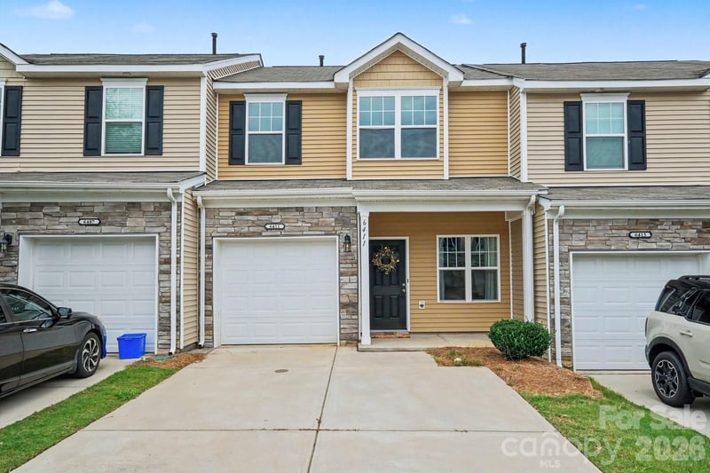 6411 Revolutionary Trail, Charlotte, NC - 3 beds, 2.5 baths, 1,560 sqft - $310,000