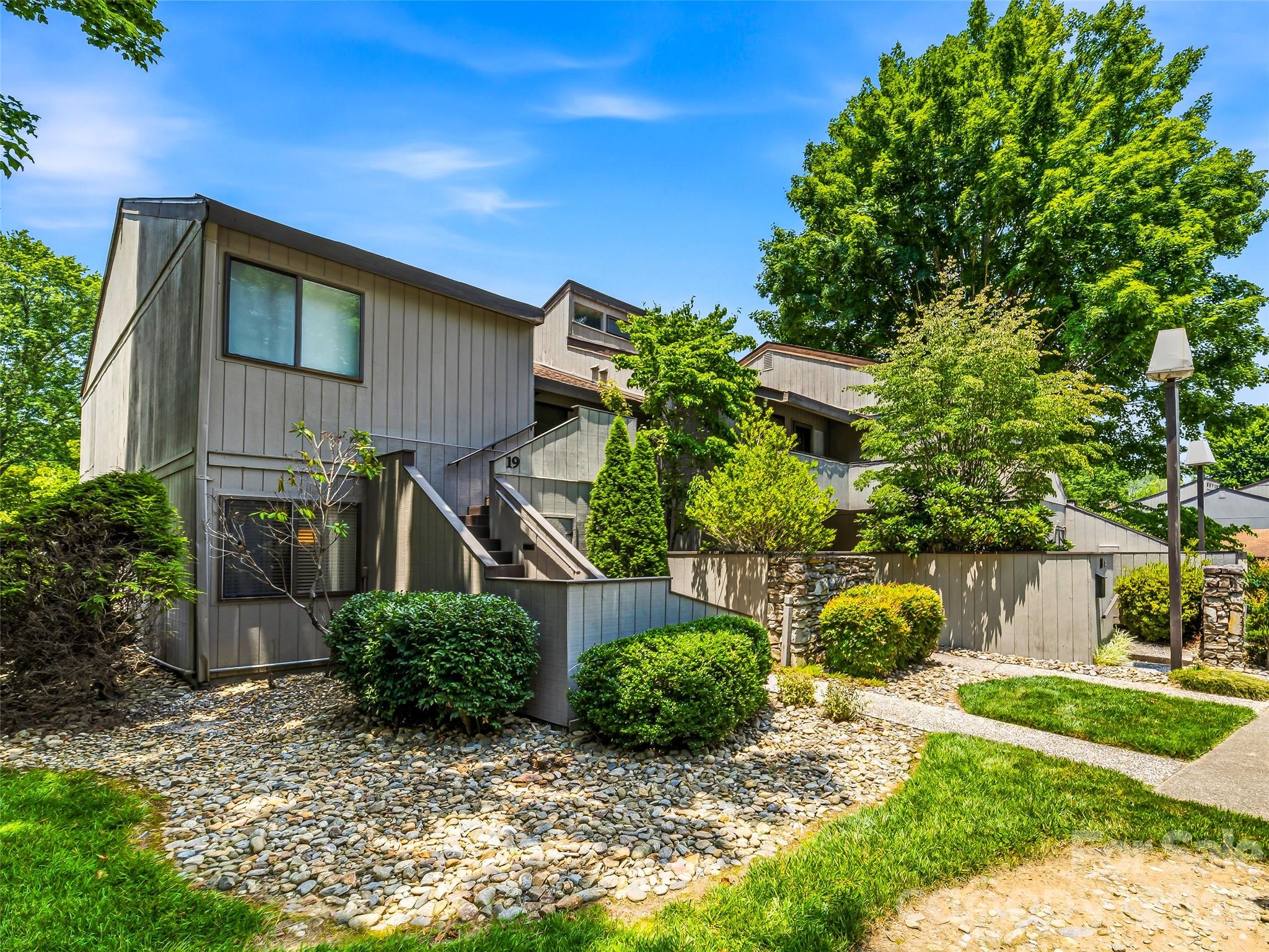 17 Lakemoor Lane, Hendersonville, NC. property listing photo