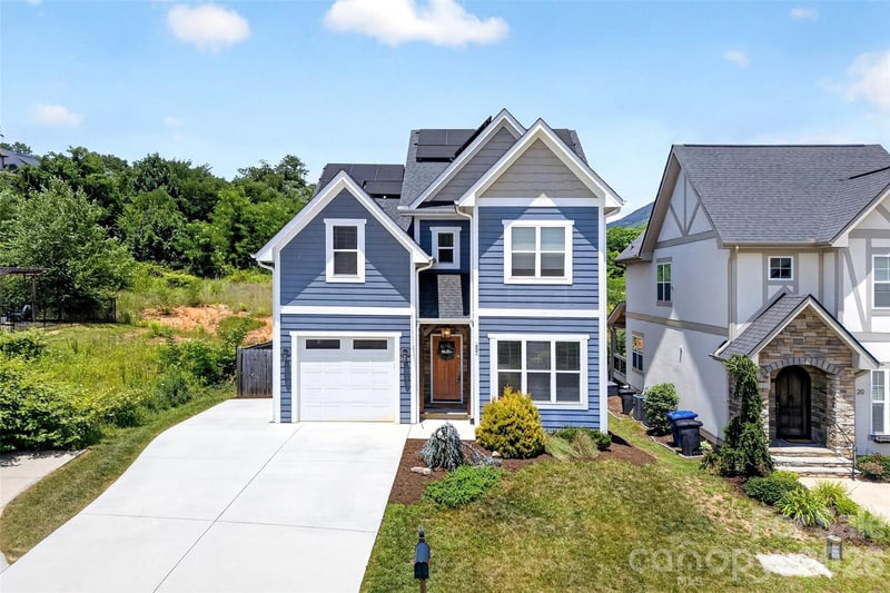 22 Tudor Way, Black Mountain, NC - 4 beds, 3 baths, 2,293 sqft - $749,900