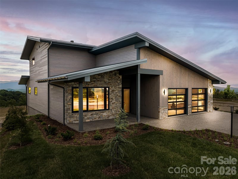 24 S Watchman Drive 10 & 11, Hendersonville, NC - 4 beds, 4 baths, 3,040 sqft - $1,890,000