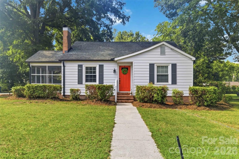 201 W Elm Street, Wingate, NC - 3 beds, 2 baths, 1,622 sqft - $389,900