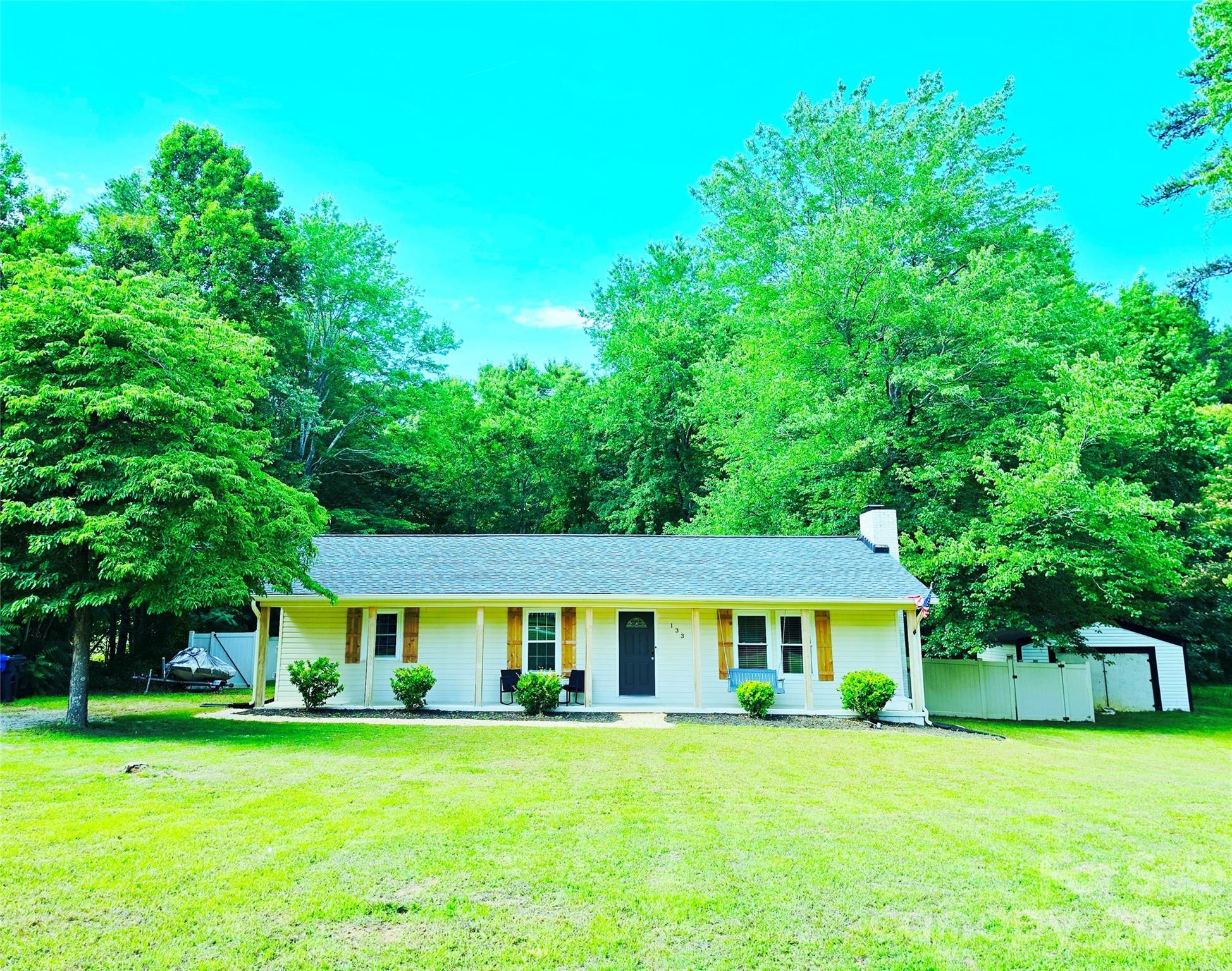 133 Winged Elm Lane, Mooresville, NC. property listing photo