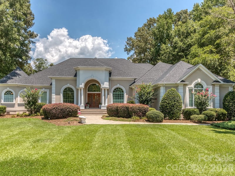 1733 White Pond Lane, Waxhaw, NC - 4 beds, 3.5 baths, 4,201 sqft - $1,295,000