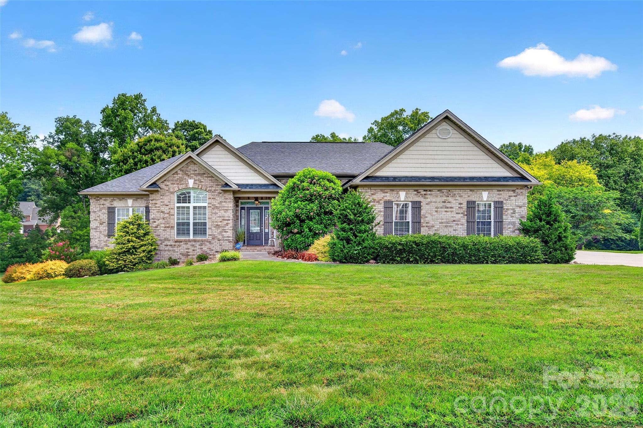 1136 Fox Chase Drive, Newton, NC. property listing photo