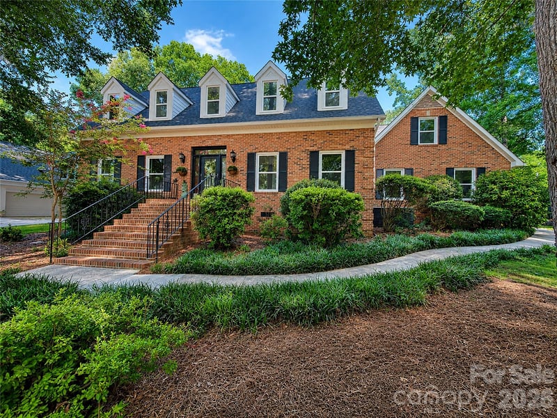 8503 Foxbridge Drive, Matthews, NC - 4 beds, 3 baths, 3,045 sqft - $925,000