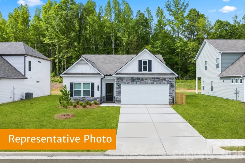 610 Cooley Drive, Salisbury, NC - 3 beds, 2 baths, 1,826 sqft - $324,540
