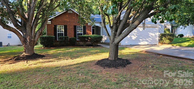 7216 Preakness Stakes Lane, Charlotte, NC - 3 beds, 2 baths, 1,197 sqft - $335,000