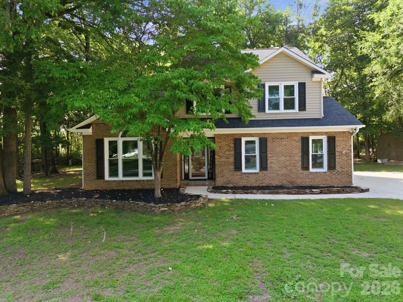 3970 Tenneyson Court NW, Concord, NC - 3 beds, 2.5 baths, 2,384 sqft - $439,900