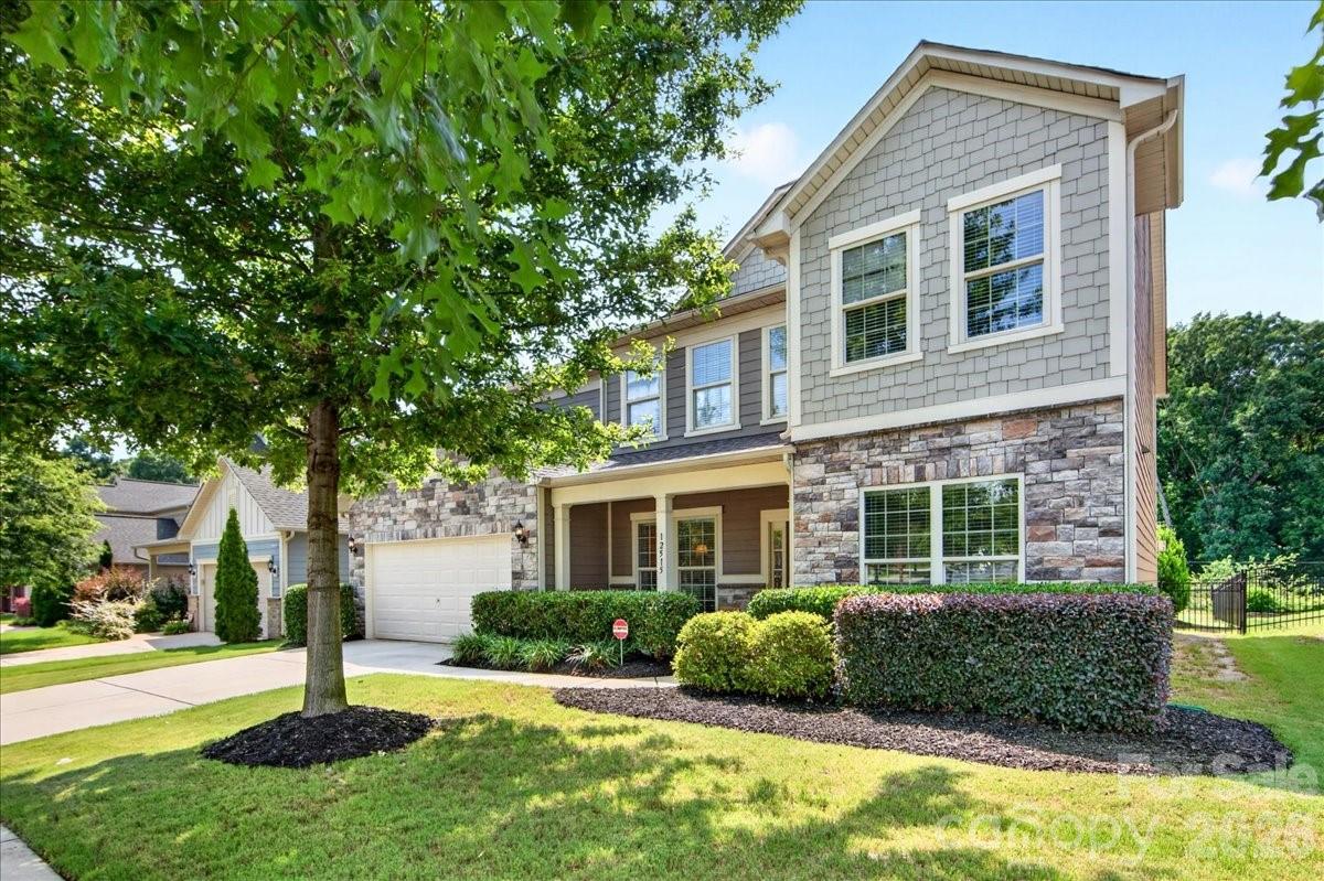 12515 Current Drive, Charlotte, NC. property listing photo
