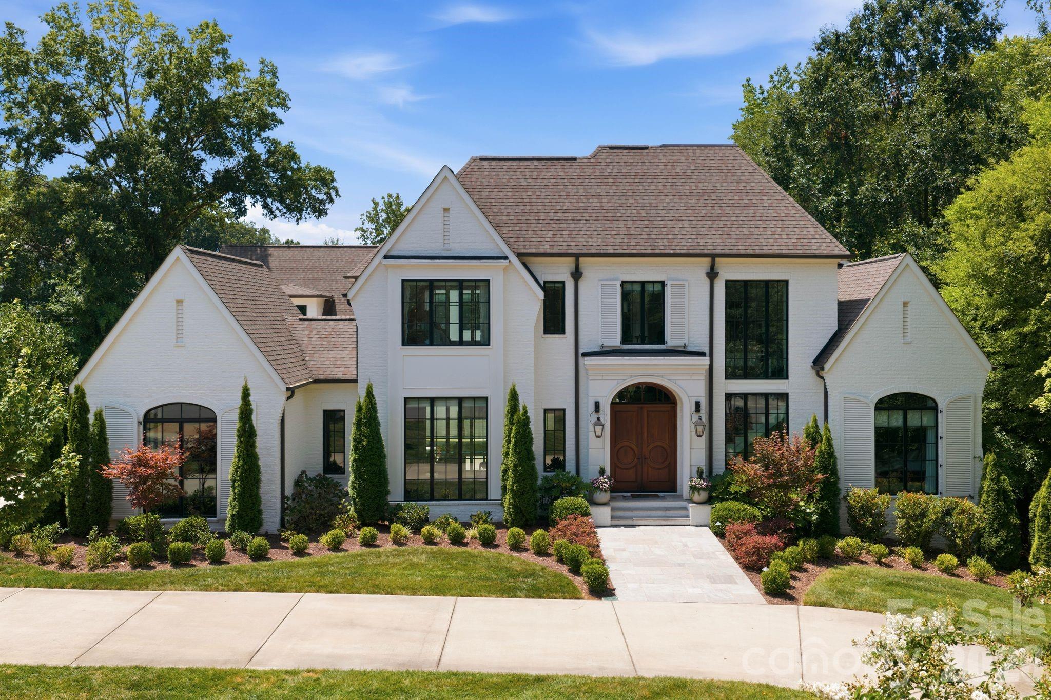 4420 Forest Hills Drive, Charlotte, NC. property listing photo