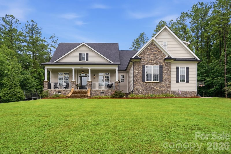 1150 Oak Trail Circle, Concord, NC - 3 beds, 3.5 baths, 3,352 sqft - $998,000