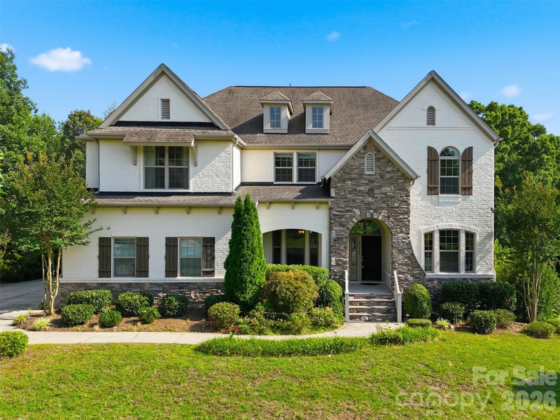 9115 Unbridle Lane, Waxhaw, NC - 4 beds, 4 baths, 3,965 sqft - $1,290,000