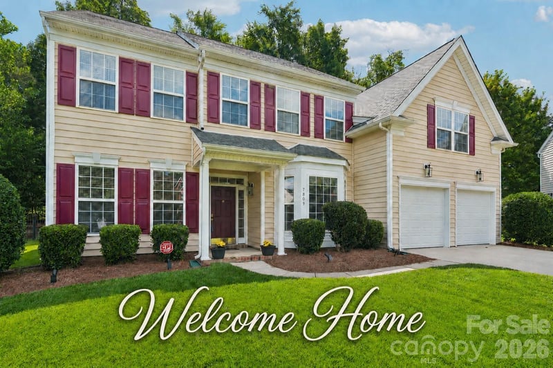 7809 Pinecroft Court, Harrisburg, NC - 4 beds, 2.5 baths, 3,000 sqft - $560,000